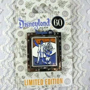 Disneyland Diamond Celebration 60th signed Pin